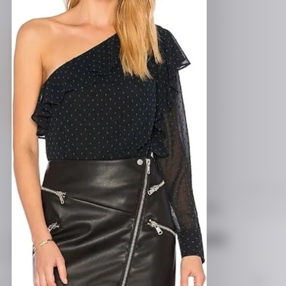 Avec les filles one shoulder ruffle blouse - Picture 2 of 7